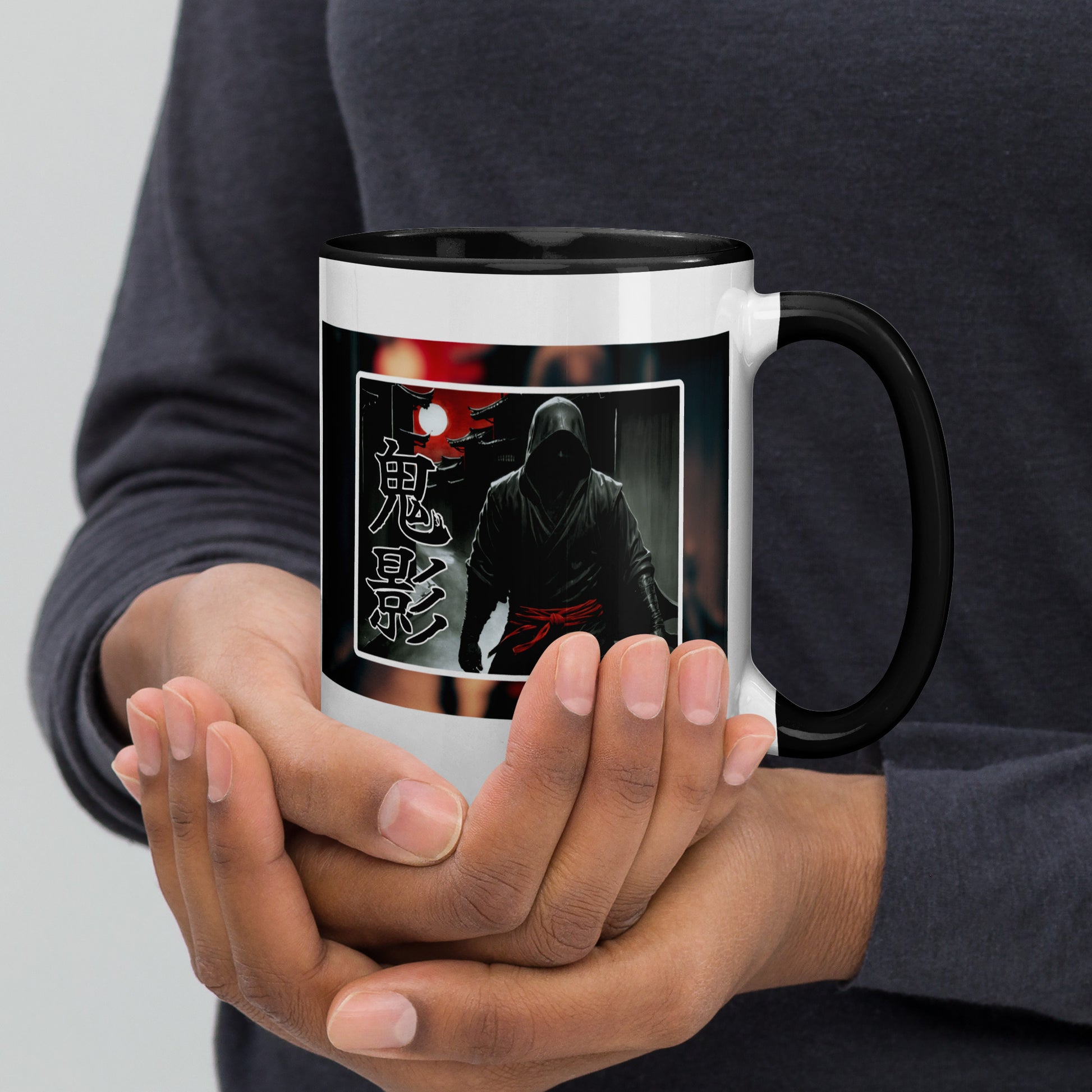 Taza de Cerámica con Diseño de Ninja "Sombra Demoníaca" – Interior y Mango de Color, Perfecta para Café o Té - MyDDesign Store